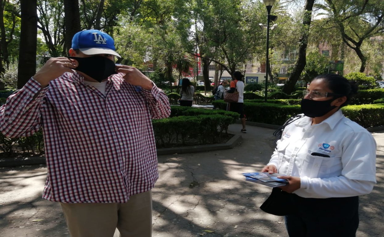Realiza Alcaldía Benito Juárez jornada de entrega de cubrebocas en la colonia Narvarte