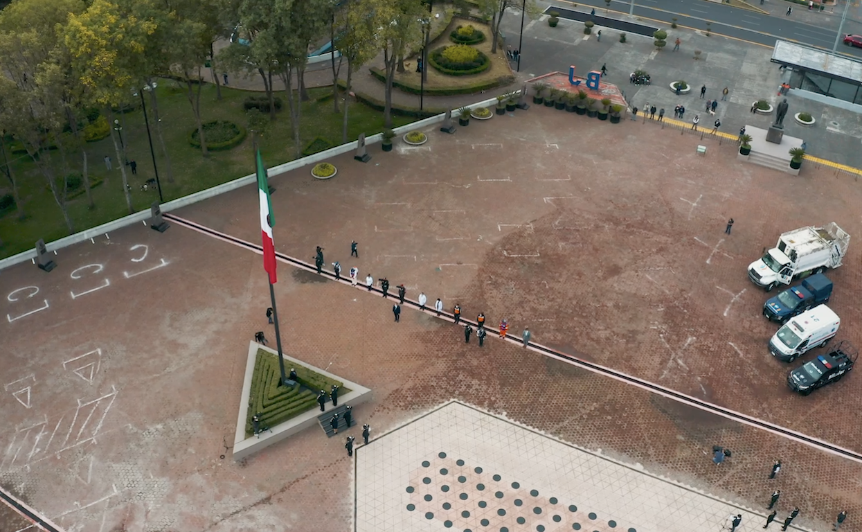 Encabeza alcalde Santiago Taboada izamiento de bandera y rinde homenaje a los fallecidos por COVID-19