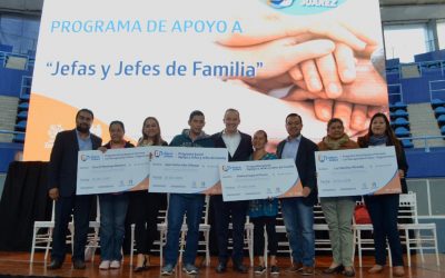 Alcalde Santiago Taboada entrega apoyos sociales a mil benitojuarenses