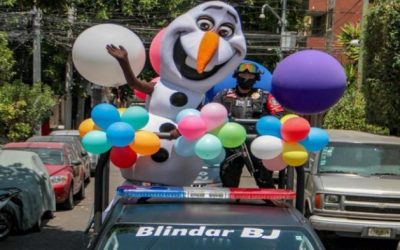 Festeja alcalde Santiago Taboada a niñas y niños de la Alcaldía Benito Juárez con mini desfiles
