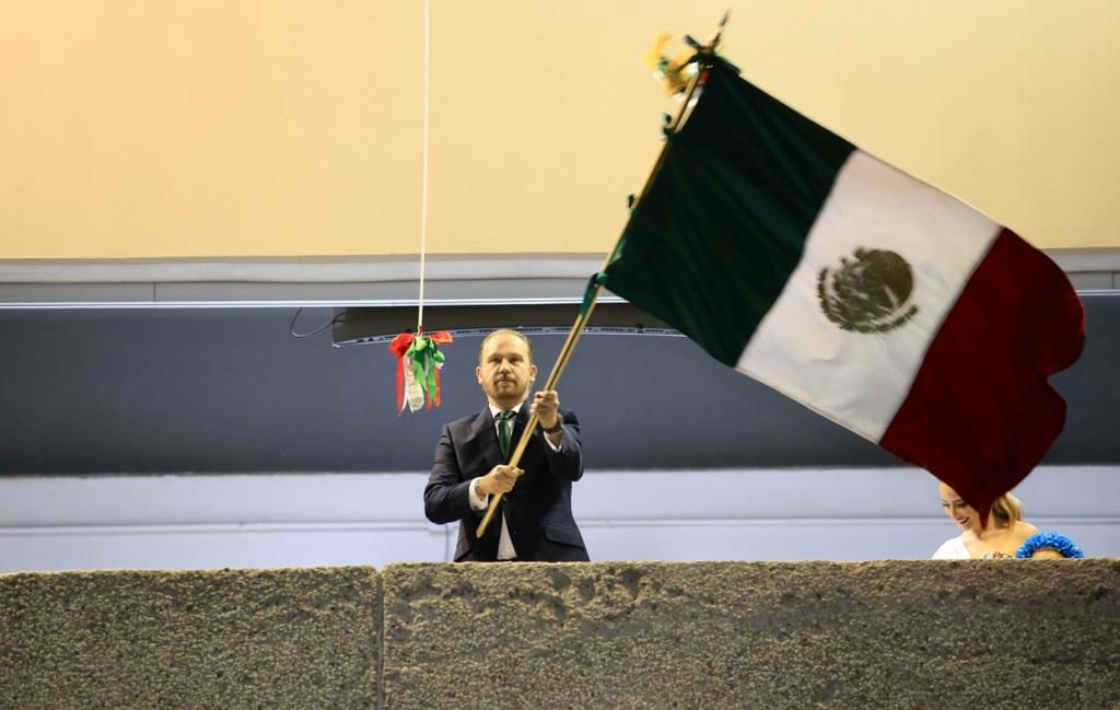 Encabeza el alcalde Santiago Taboada el Grito de Independencia en Benito Juárez