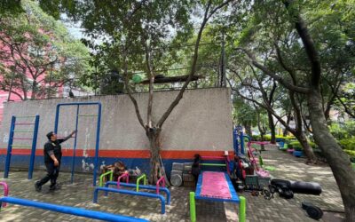 Alcalde Luis Mendoza refuerza recuperación de espacios públicos y llama a denunciar abusos de particulares